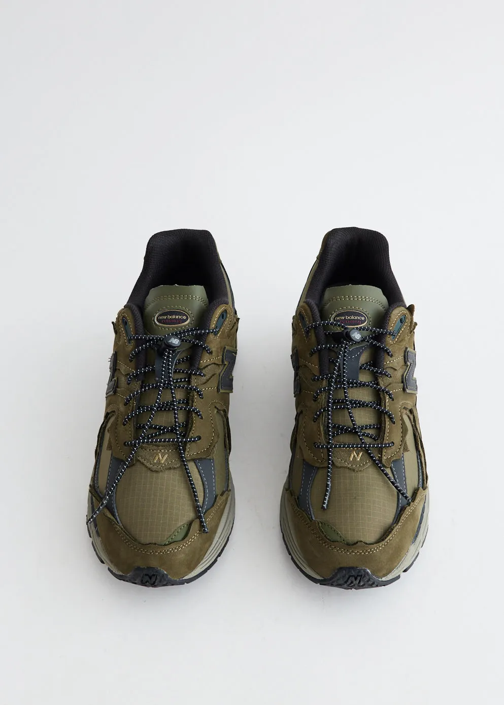 2002R Protection Pack 'Olive' Sneakers