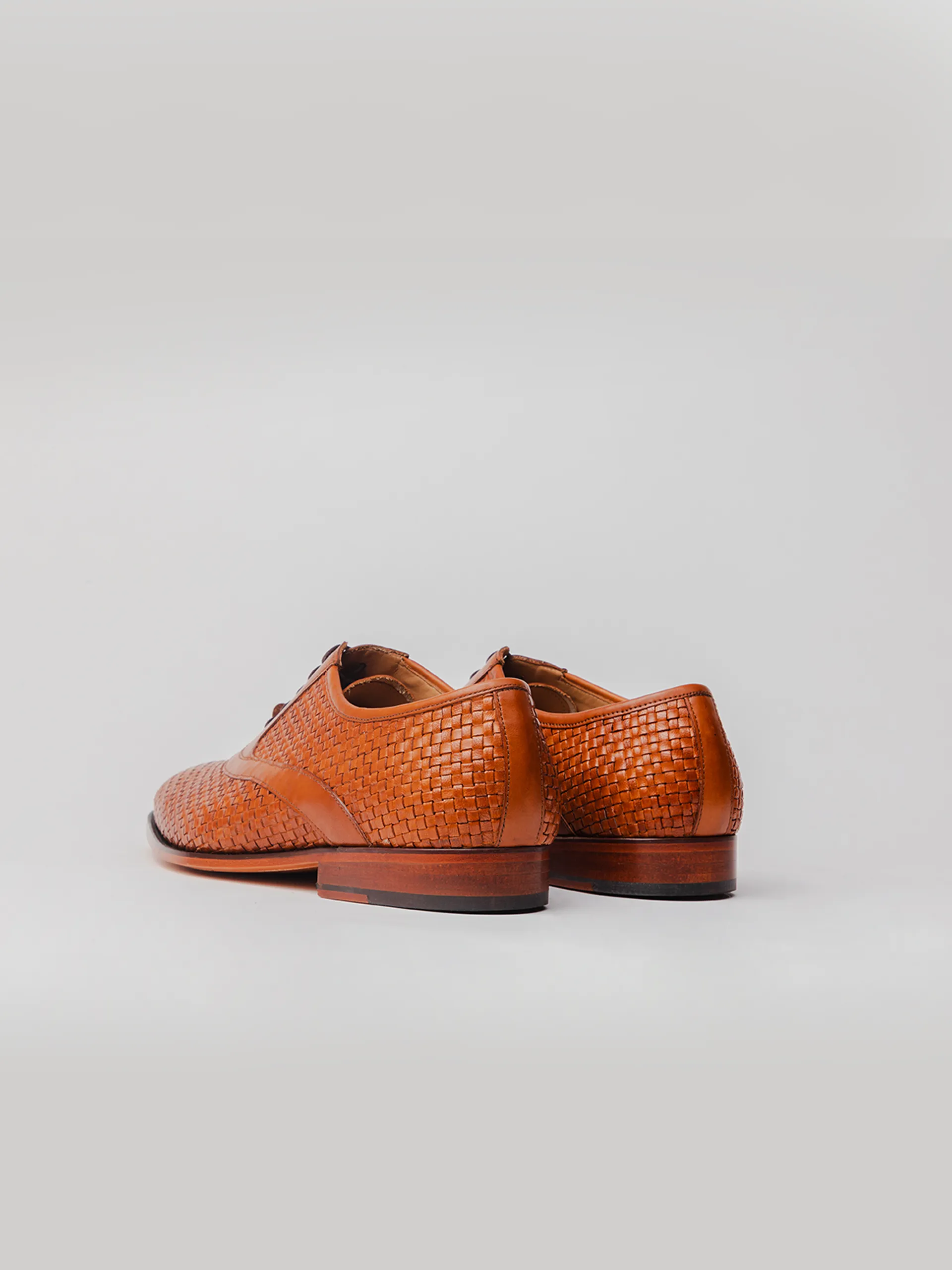 Bennett Woven Oxford - Tan