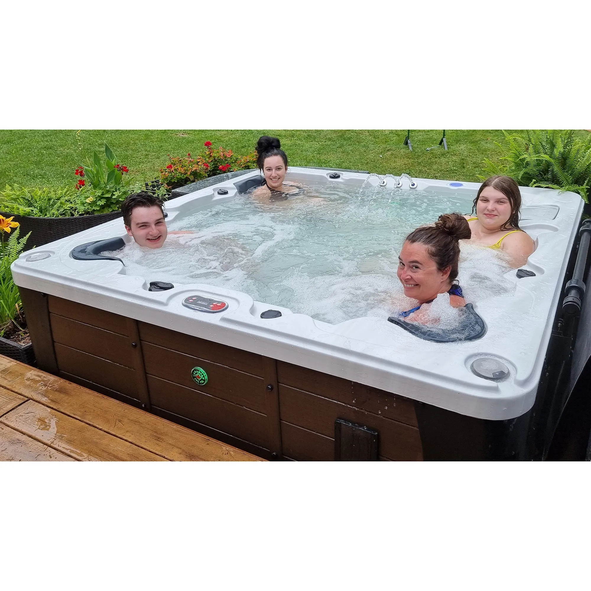 Erie AI Hot Tub | 6-Person 46-Jet | 213 x 213 cm