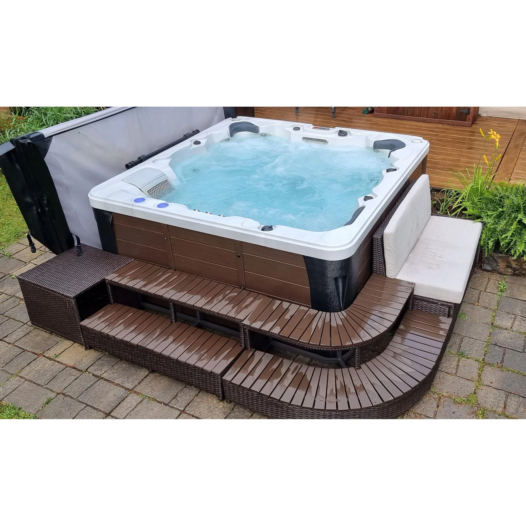 Erie AI Hot Tub | 6-Person 46-Jet | 213 x 213 cm