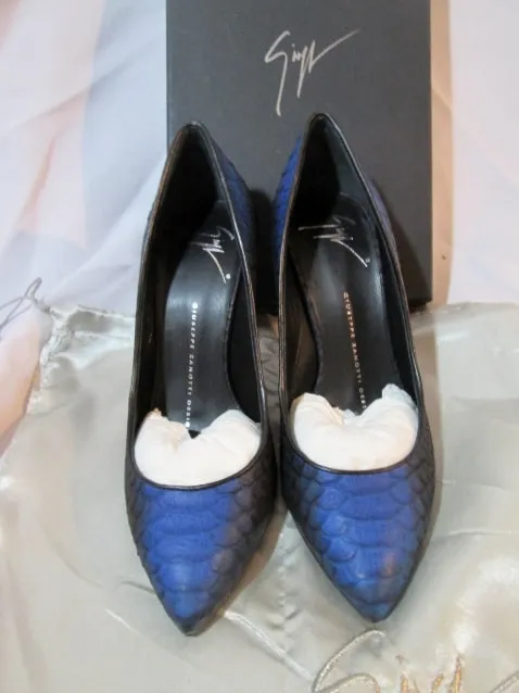 NEW GIUSEPPE ZANOTTI  DIRTY SCARPA KURT Pump Shoe NERO BLUE 36 / 6 Womens NIB