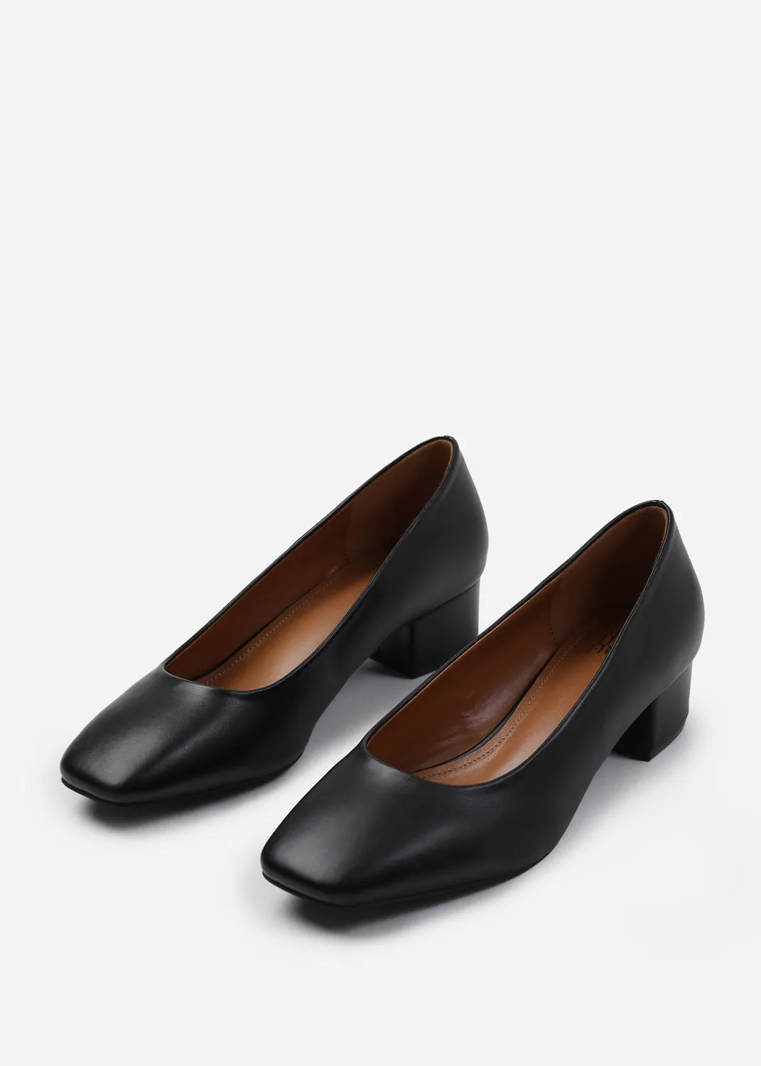 SEATTLE LOW BLOCK HEEL WITH SQUARE TOE IN BLACK FAUX LEATHER