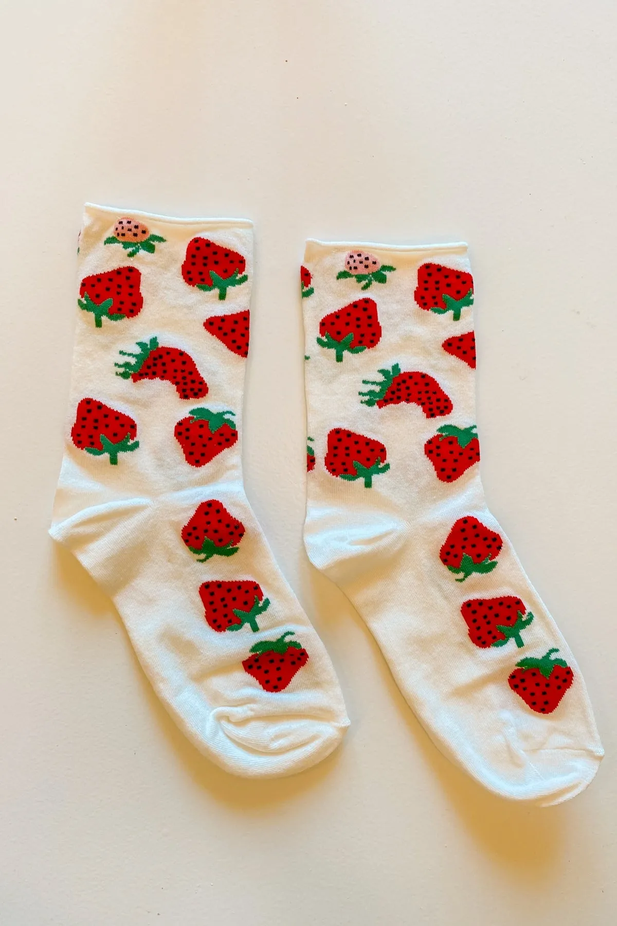 Softie Socks in Strawberry