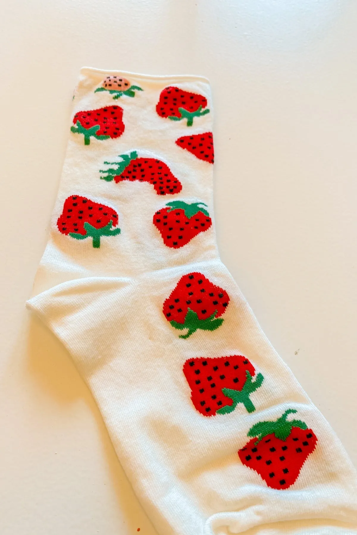 Softie Socks in Strawberry